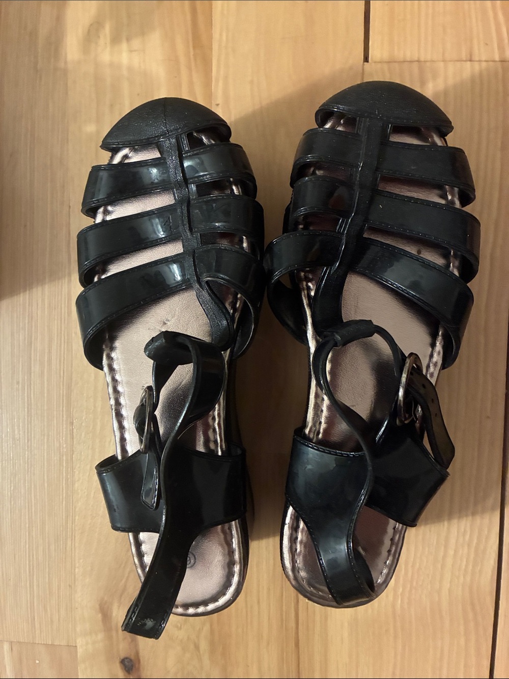 Black jelly platform sandals